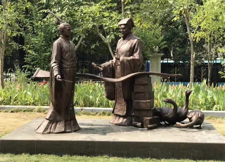 小區(qū)雕塑改如何選擇? 小區(qū)雕塑改如何選擇?